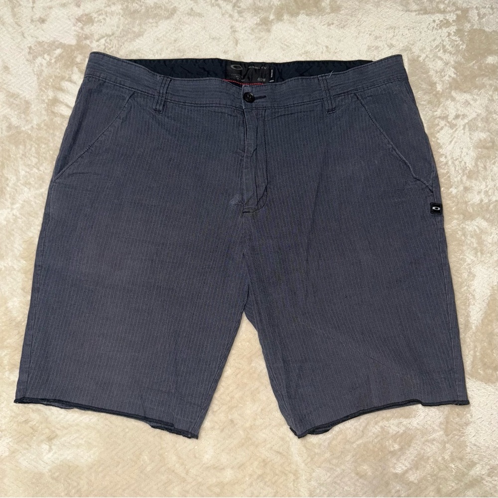 OAKLEY Bermuda Shorts Men's 40 Black Slim Fit‎ Pinstripe Comfort Stretch Outdoor